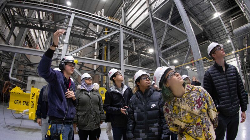 Students tour power plant