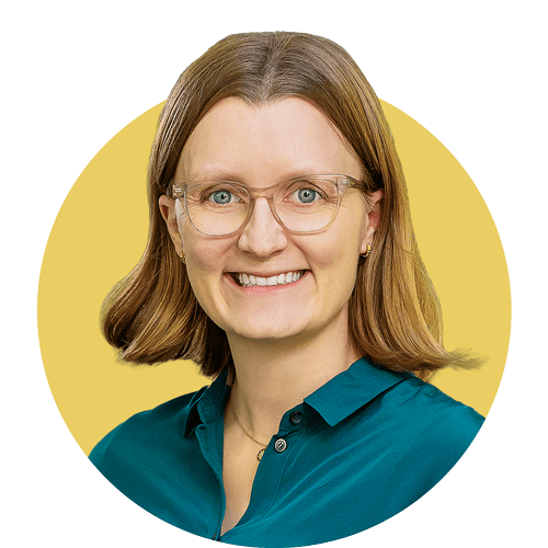 Portrait of Victoria Dean