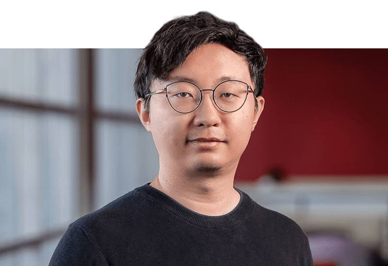 Portrait of Zheng Liu.