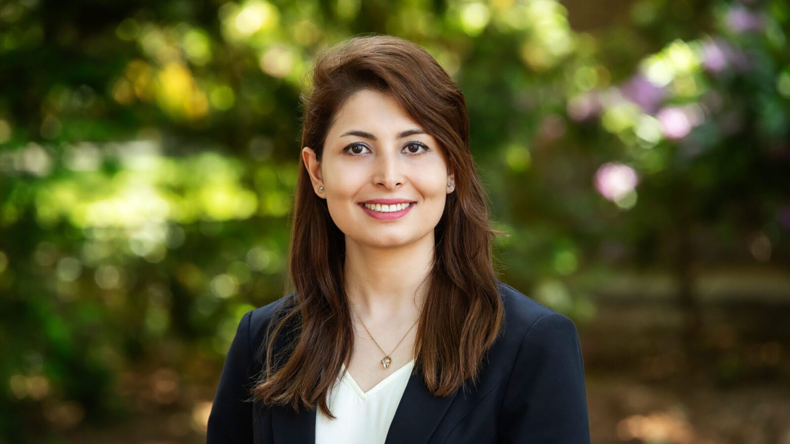 Portrait of Yasaman Ghasempour.